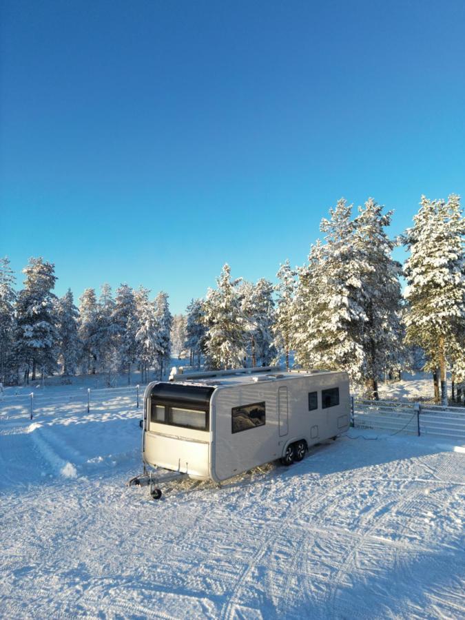 Santa'S Luxury Trailer Hotel Rovaniemi Buitenkant foto